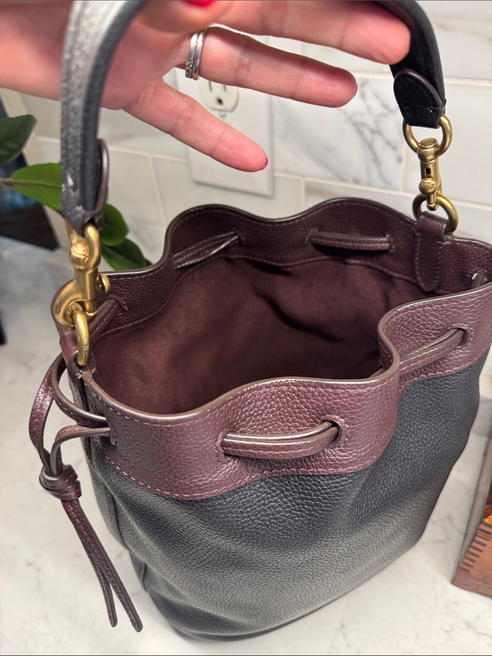 Coach Field Bucket Bag in Colorblock with Coach Badge C3850 - Rare - Picture 9 of 9